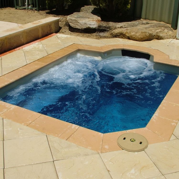 Hydro Plunge 2.7M