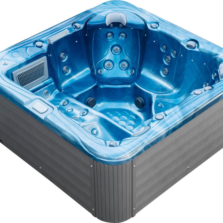 F653 - 6 Person SPA