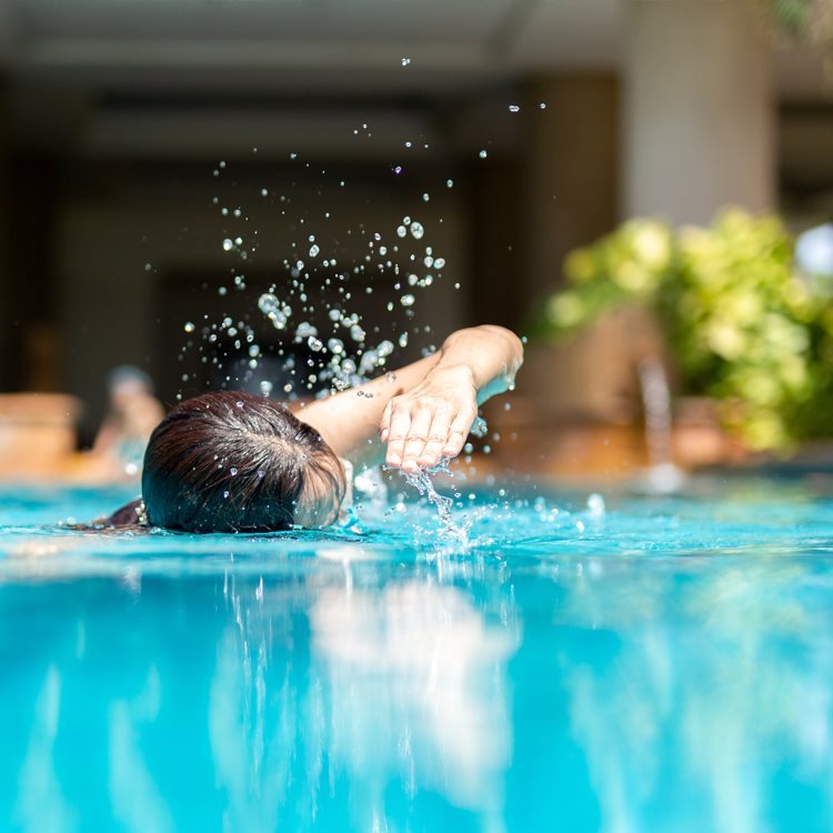 Lap Pool 12M