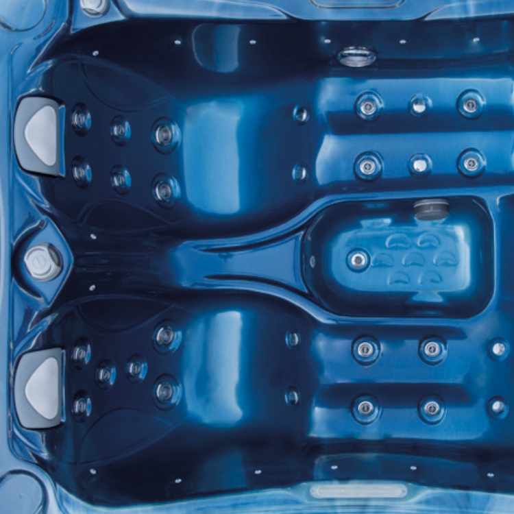 F436 - 4 Person SPA