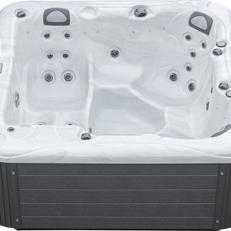 F628 - 6 Person SPA