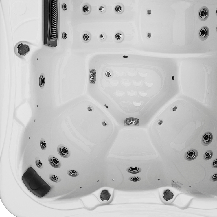 F636 - 6 Person SPA